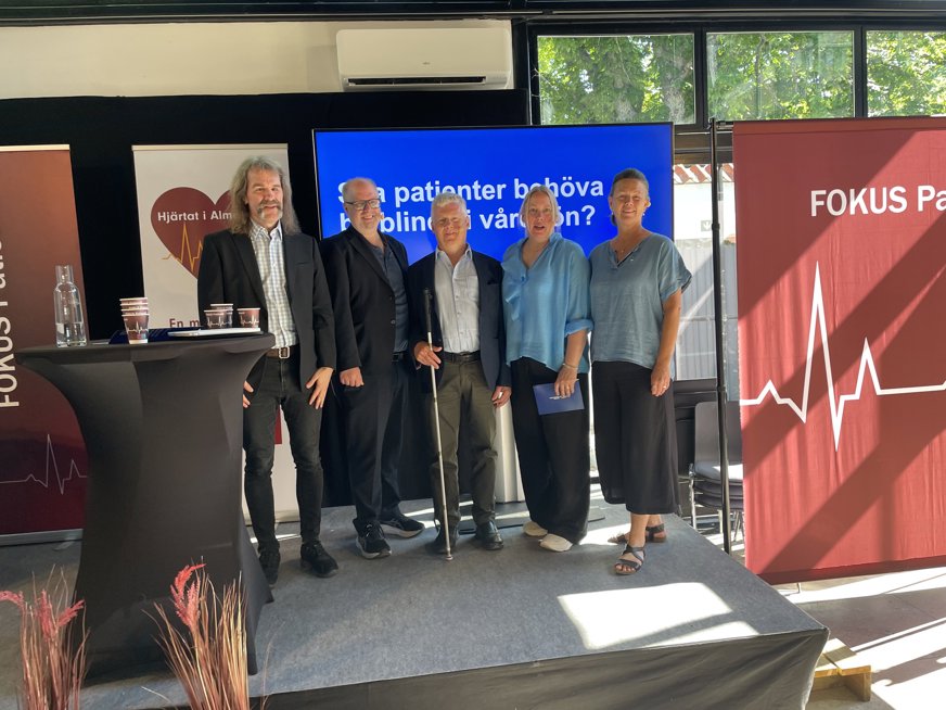 Fredrik Stockhaus och Niklas Mattsson tillsammans med Tomas Gustavsson (S) Region Jönköpings län, Niklas Mattsson, Camilla Friberg (S) Region Norrbotten, Jenny Forsblom (KD) Region Gävleborg.