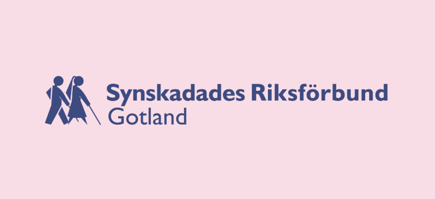 SRF Gotlands logotyp i blått med rosa bakgrund
